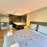 Romantique - Balneo Privé - Parking
