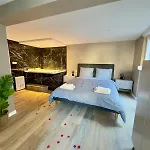 Appartamento Romantique - Balneo Privé - Parking *