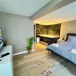 Romantique - Balneo Privé - Parking Appartamento *