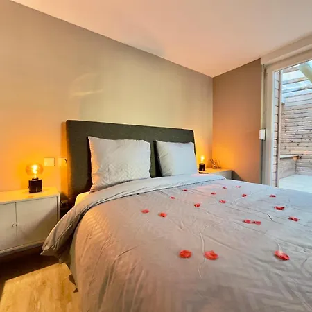 Romantique - Balneo Prive - Parking Apartamento *