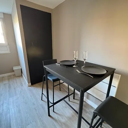 Romantique - Balneo Prive - Parking Apartment Douai