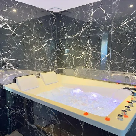 Romantique - Balneo Prive - Parking